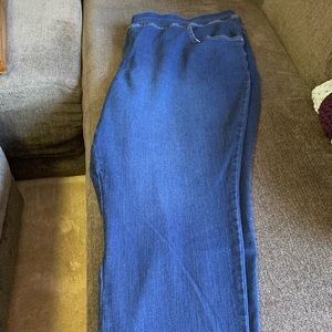 Terra & Sky stretch pull on pants, plus size, 4x, dark wash denim, like new